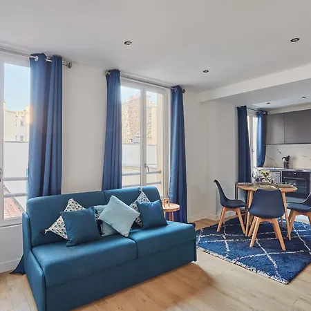 Stylish And Comfortable In Perreire