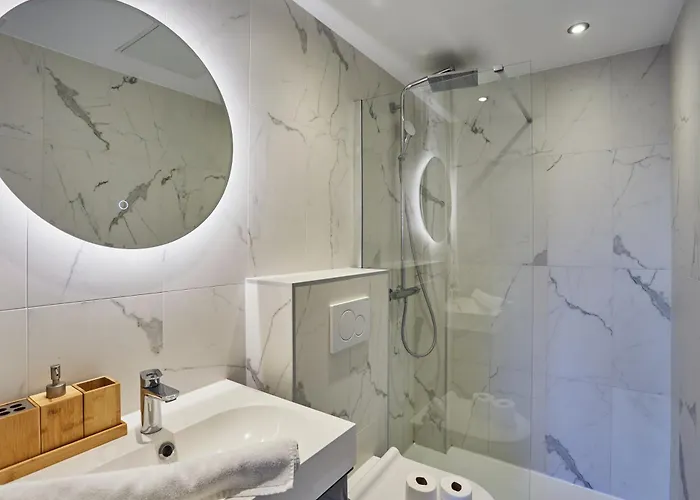 Apartment Stylish And Comfortable In Perreire *