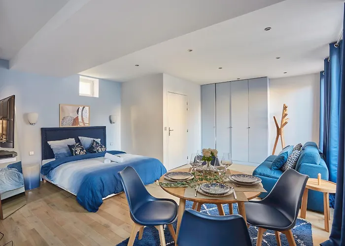 Stylish And Comfortable In Perreire * Paris